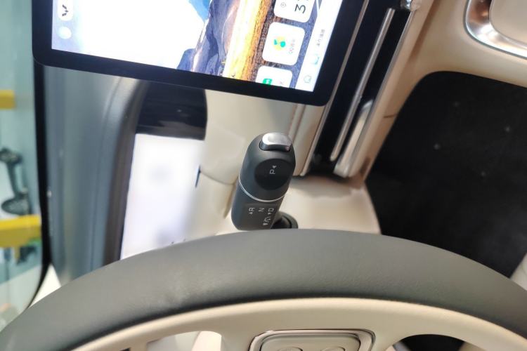 Used Wuling Bingo S 2025 Model 430km Flagship Edition Gear Lever