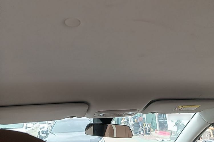 Used Wuling Bingo S 2025 Model 430km Deluxe Edition Headliner