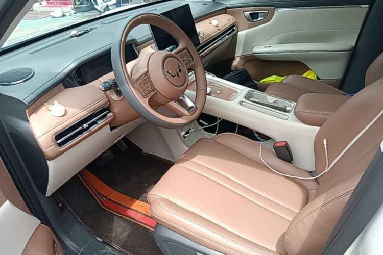 Used Wuling Bingo S 2025 Model 430km Deluxe Edition Left Front Seat