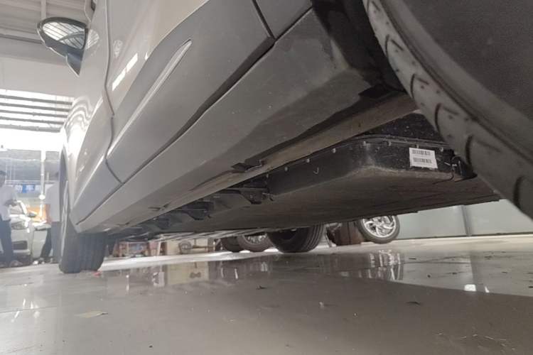 Used Wuling Bingo S 2025 Model 430km Deluxe Edition Left Side Sill