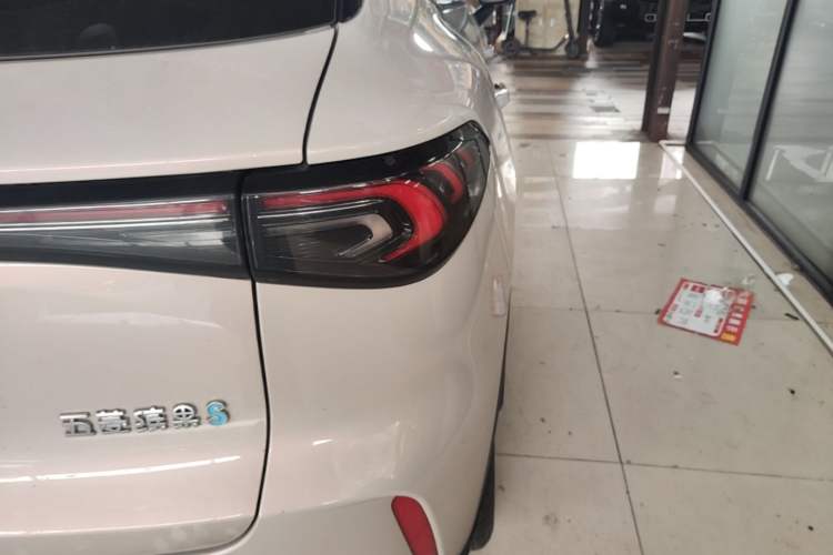 Used Wuling Bingo S 2025 Model 430km Deluxe Edition Right Rear Taillight