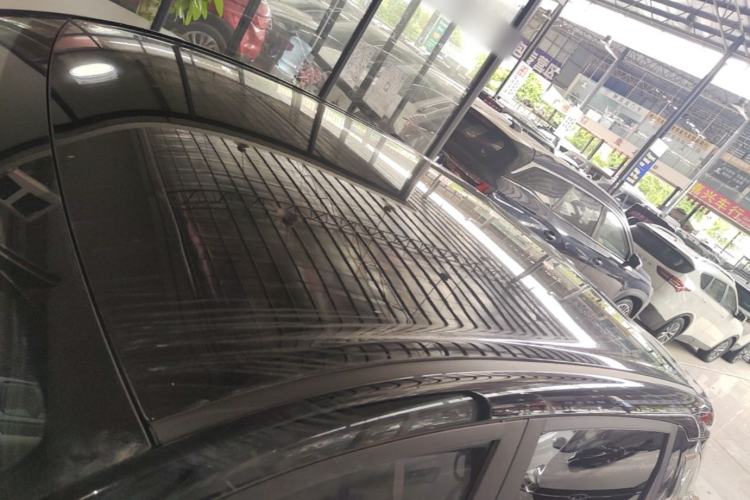 Used Wuling Bingo S 2025 Model 430km Deluxe Edition Roof