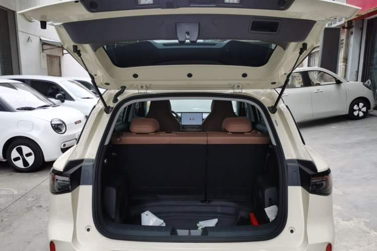 Used Wuling Bingo S 2025 Model 430km Flagship Edition Trunk