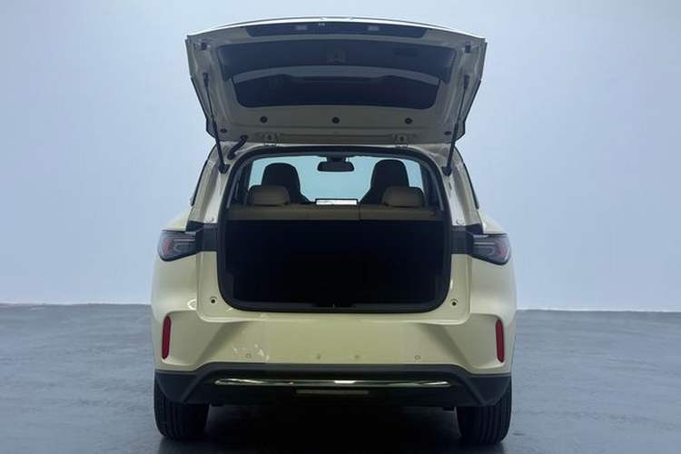 Used Wuling Bingo S 2025 Model 430km Flagship Edition Trunk