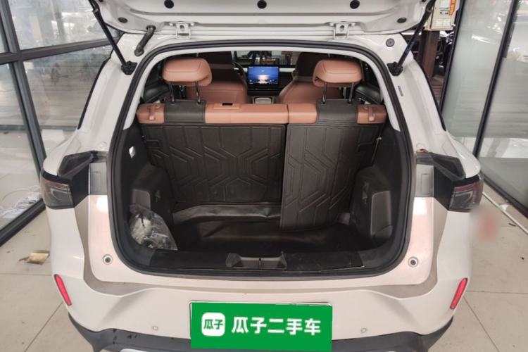 Used Wuling Bingo S 2025 Model 430km Deluxe Edition Trunk