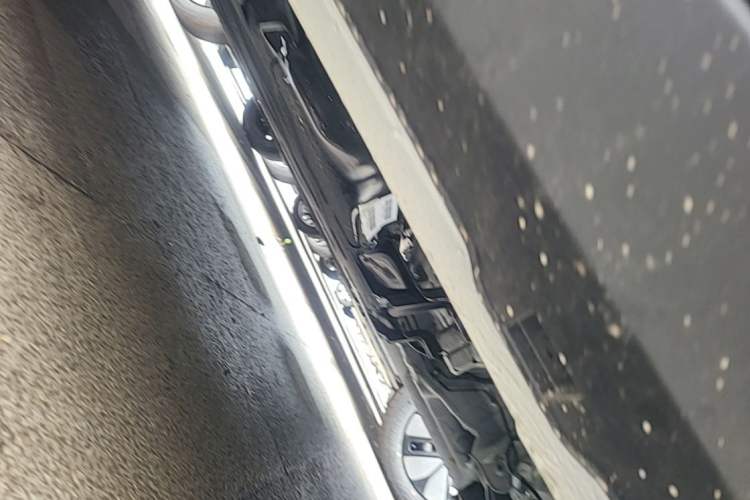 Used Wuling Bingo S 2025 Model 325km Flagship Edition Chassis Rear Left
