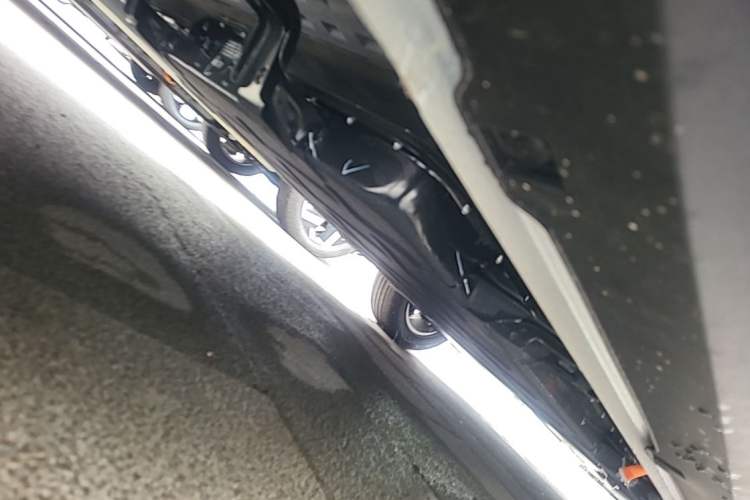 Used Wuling Bingo S 2025 Model 325km Flagship Edition Chassis Rear Right