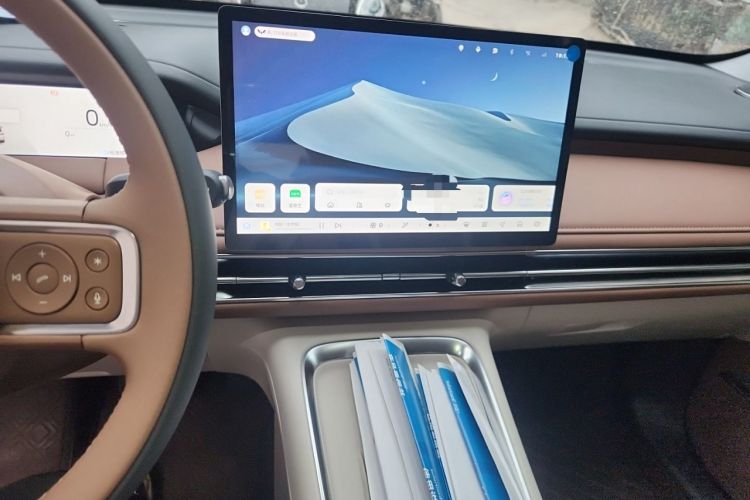 Used Wuling Bingo S 2025 Model 325km Deluxe Edition Audio And AC Panel