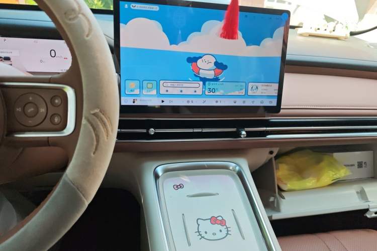 Used Wuling Bingo S 2025 Model 325km Deluxe Edition Audio And AC Panel
