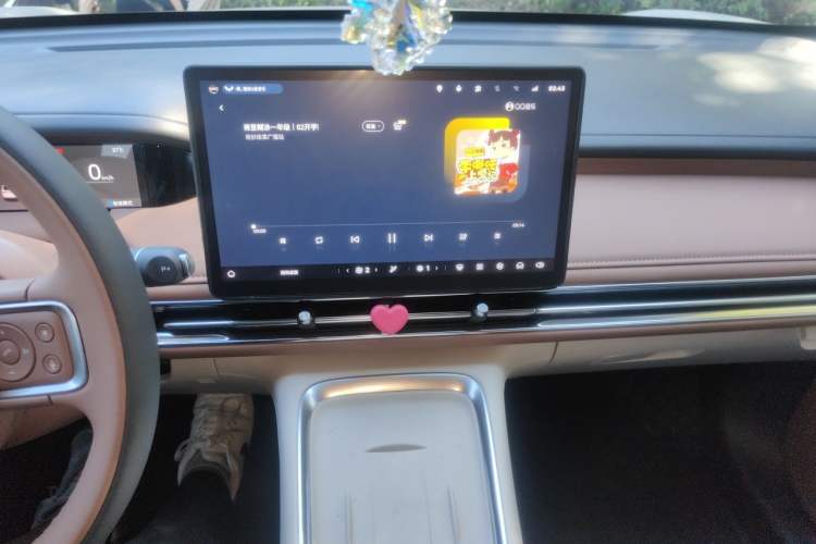 Used Wuling Bingo S 2025 Model 430km Flagship Edition Audio And AC Panel