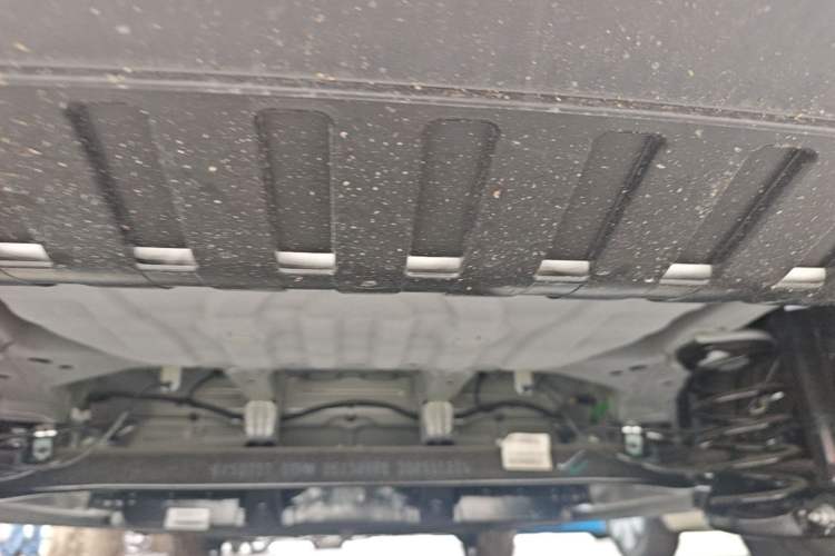 Used Wuling Bingo S 2025 Model 430km Flagship Edition Chassis Rear