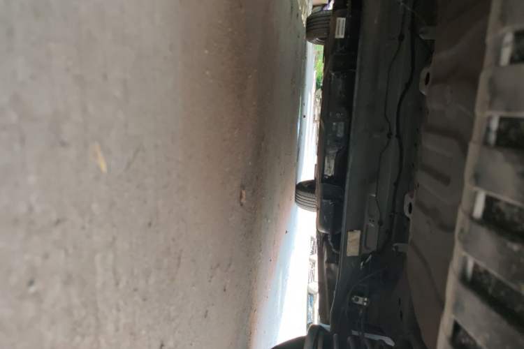 Used Wuling Bingo S 2025 Model 325km Deluxe Edition Chassis Rear