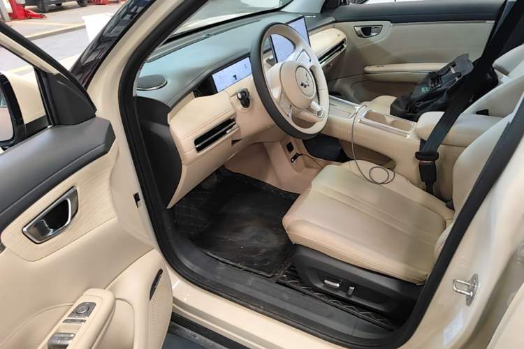 Used Wuling Bingo S 2025 Model 430km Flagship Edition Driver Seat