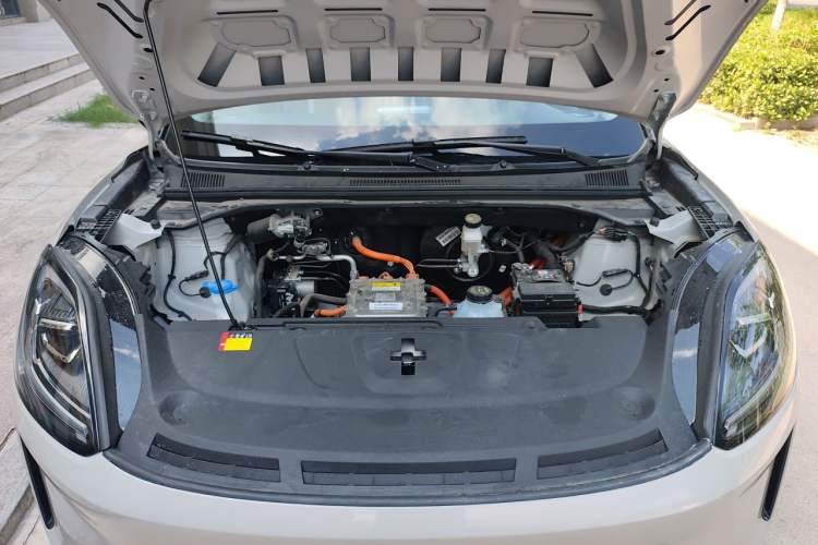 Used Wuling Bingo S 2025 Model 430km Deluxe Edition Engine Bay