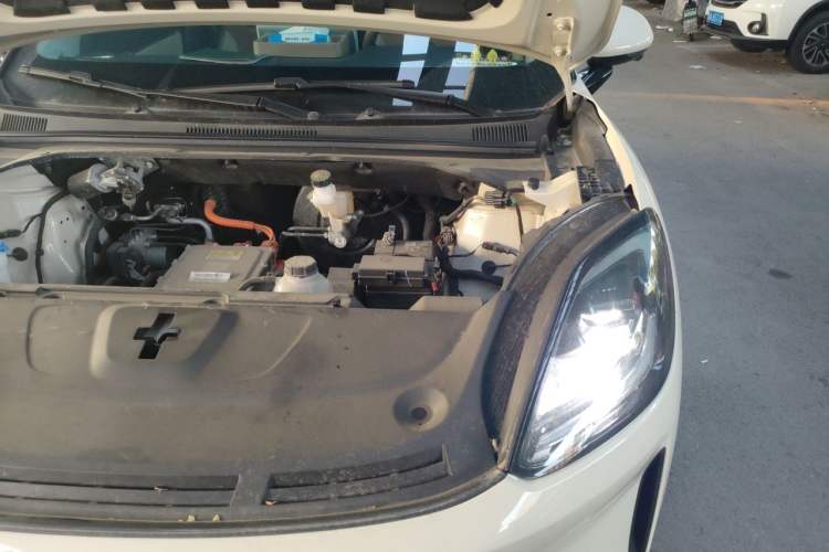 Used Wuling Bingo S 2025 Model 430km Flagship Edition Engine Bay Left