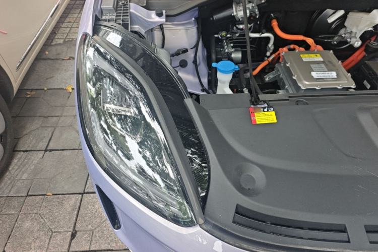 Used Wuling Bingo S 2025 Model 430km Flagship Edition Engine Bay Right