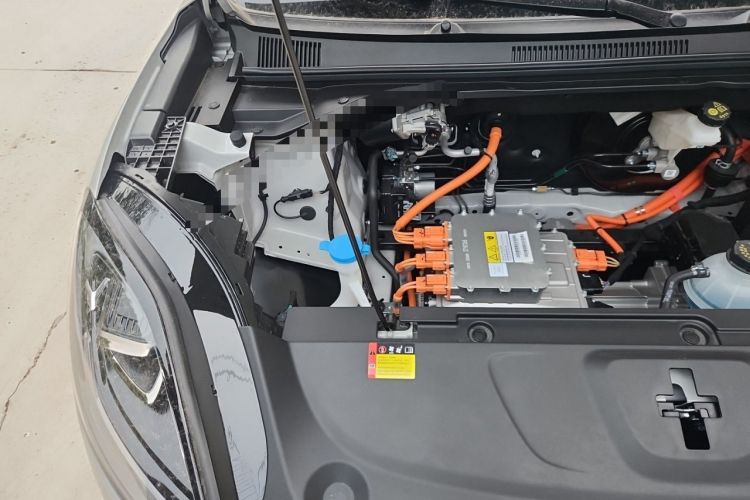 Used Wuling Bingo S 2025 Model 325km Deluxe Edition Engine Bay Right