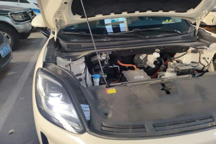 Used Wuling Bingo S 2025 Model 430km Flagship Edition Engine Bay Right