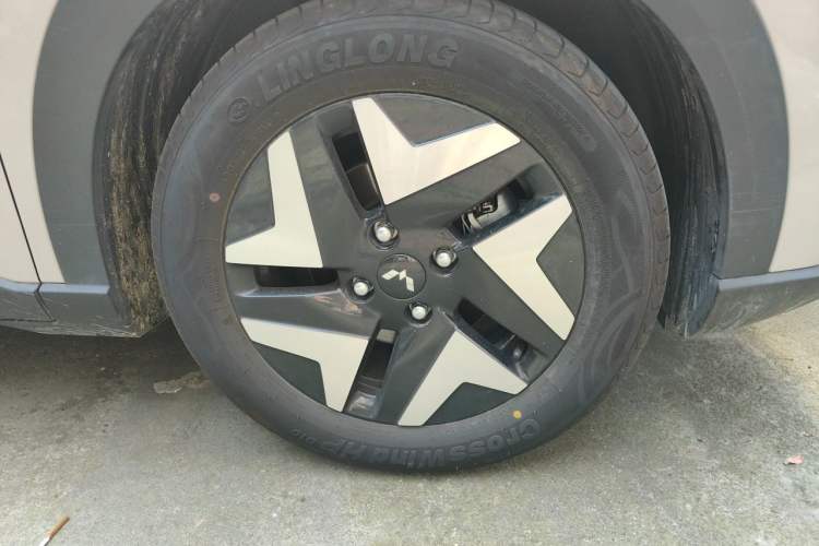 Used Wuling Bingo S 2025 Model 430km Flagship Edition Exterior 1