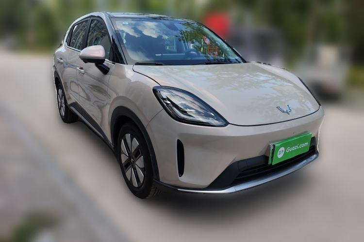 Used Wuling Bingo S 2025 Model 430km Deluxe Edition Front Right 45 Deg