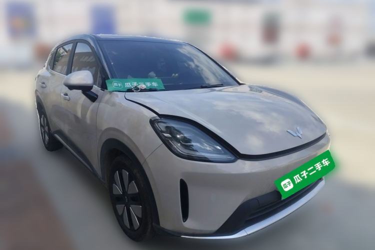 Used Wuling Bingo S 2025 Model 325km Deluxe Edition Front Right 45 Deg
