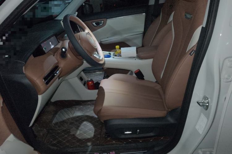 Used Wuling Bingo S 2025 Model 325km Flagship Edition Left Front Seat