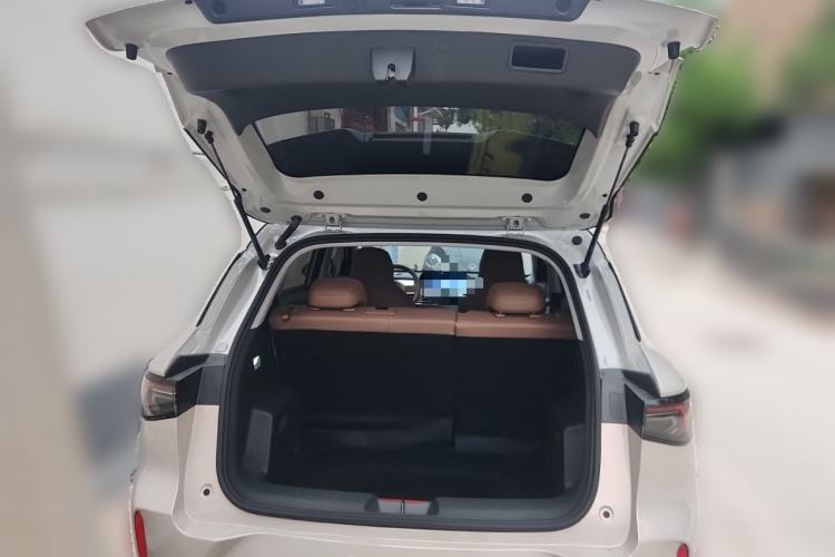Used Wuling Bingo S 2025 Model 325km Deluxe Edition Trunk