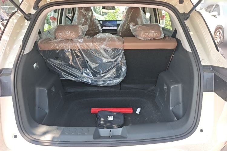 Used Wuling Bingo S 2025 Model 325km Flagship Edition Trunk