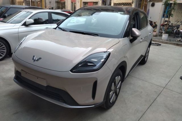 Used Wuling Bingo S 2025 Model 325km Deluxe Edition