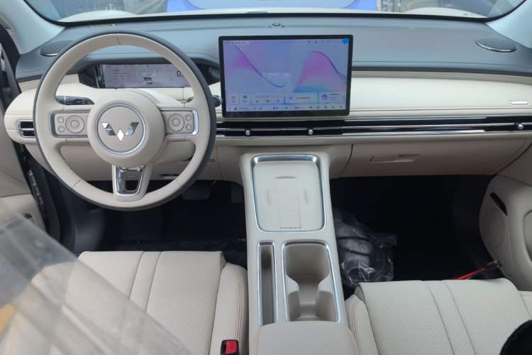 Used Wuling Bingo S 2025 Model 325km Flagship Edition Center Console