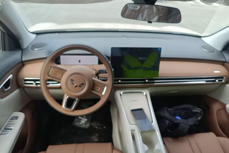 Used Wuling Bingo S 2025 Model 325km Flagship Edition Center Console
