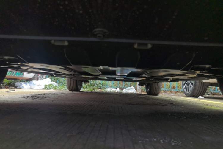 Used Wuling Bingo S 2025 Model 325km Flagship Edition Chassis Front