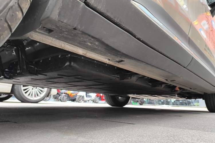 Used Wuling Bingo S 2025 Model 430km Flagship Edition Chassis Rear Right