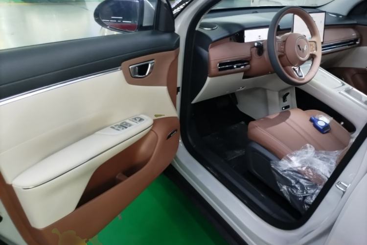 Used Wuling Bingo S 2025 Model 325km Deluxe Edition Driver Seat