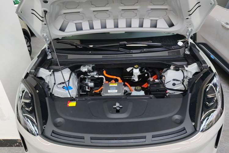 Used Wuling Bingo S 2025 Model 430km Deluxe Edition Engine Bay