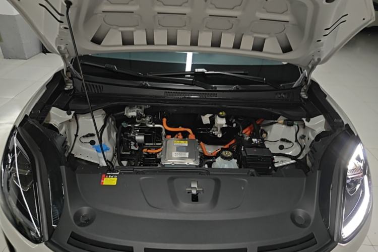Used Wuling Bingo S 2025 Model 430km Flagship Edition Engine Bay