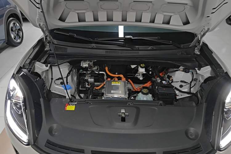 Used Wuling Bingo S 2025 Model 430km Flagship Edition Engine Bay