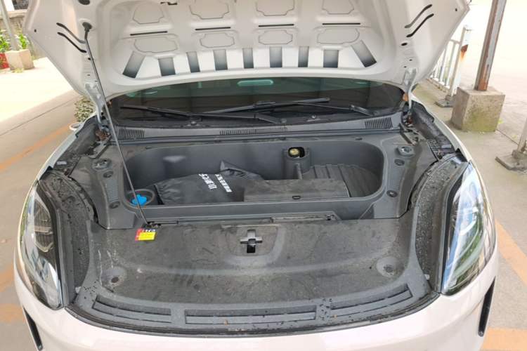 Used Wuling Bingo S 2025 Model 325km Deluxe Edition Engine Bay