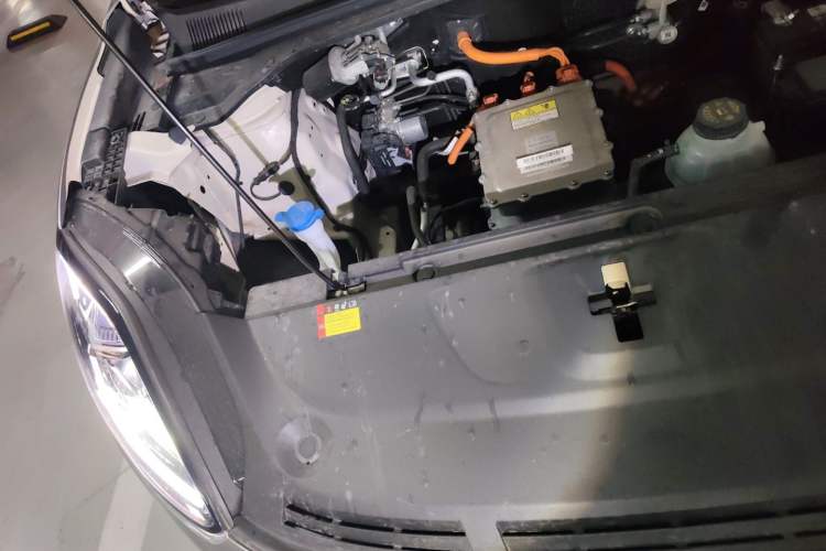 Used Wuling Bingo S 2025 Model 430km Flagship Edition Engine Bay Right