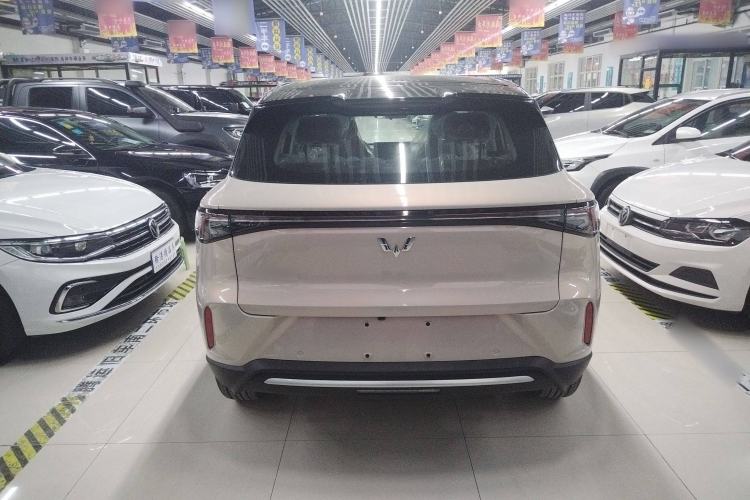 Used Wuling Bingo S 2025 Model 325km Deluxe Edition Exterior 3