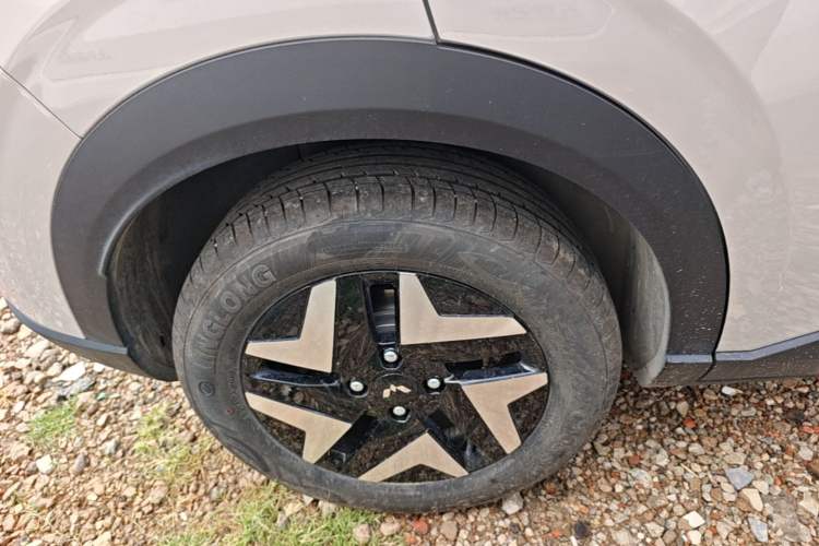 Used Wuling Bingo S 2025 Model 430km Flagship Edition Exterior 5