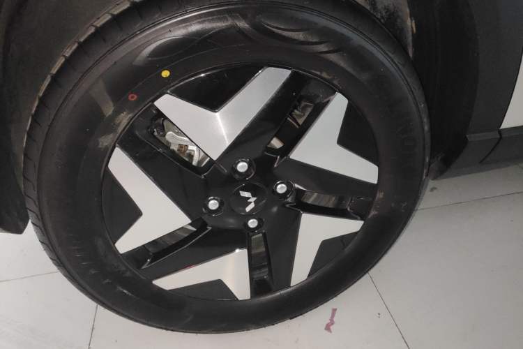 Used Wuling Bingo S 2025 Model 430km Flagship Edition Exterior 5