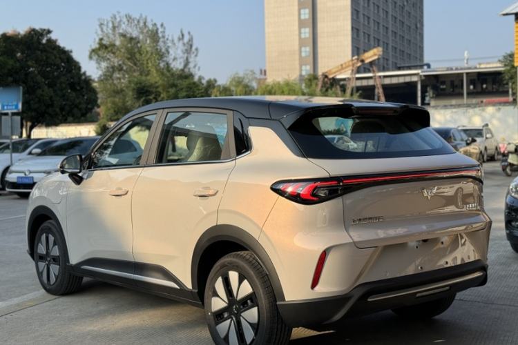 Used Wuling Bingo S 2025 Model 325km Deluxe Edition Exterior 6