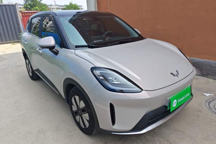 Used Wuling Bingo S 2025 Model 325km Deluxe Edition Front Right 45 Deg