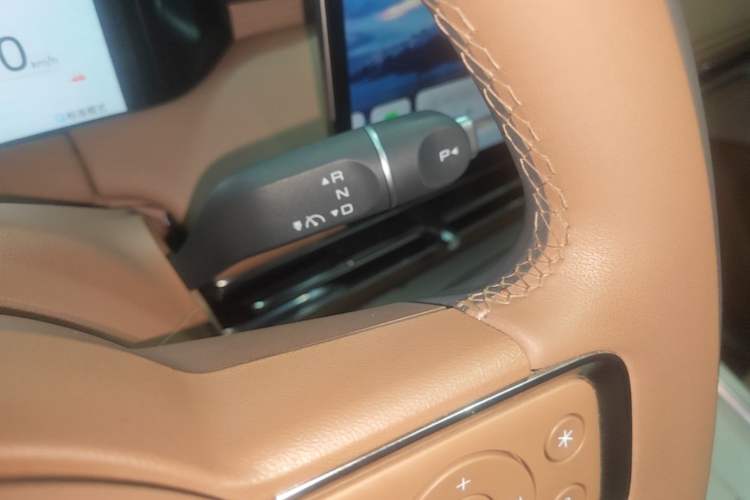 Used Wuling Bingo S 2025 Model 430km Flagship Edition Gear Lever