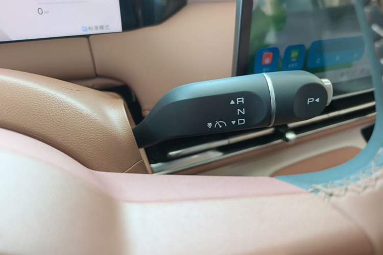 Used Wuling Bingo S 2025 Model 325km Deluxe Edition Gear Lever