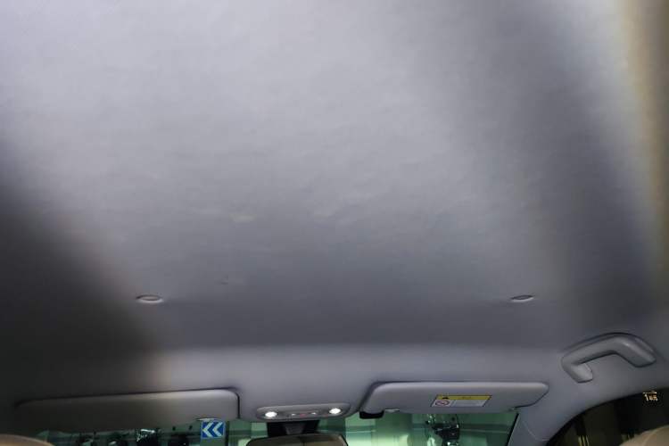 Used Wuling Bingo S 2025 Model 430km Flagship Edition Headliner