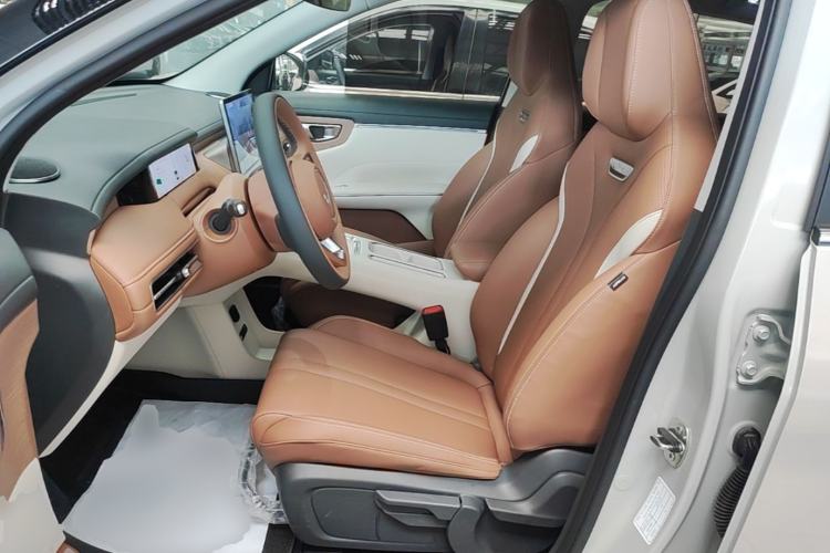 Used Wuling Bingo S 2025 Model 325km Deluxe Edition Left Front Seat