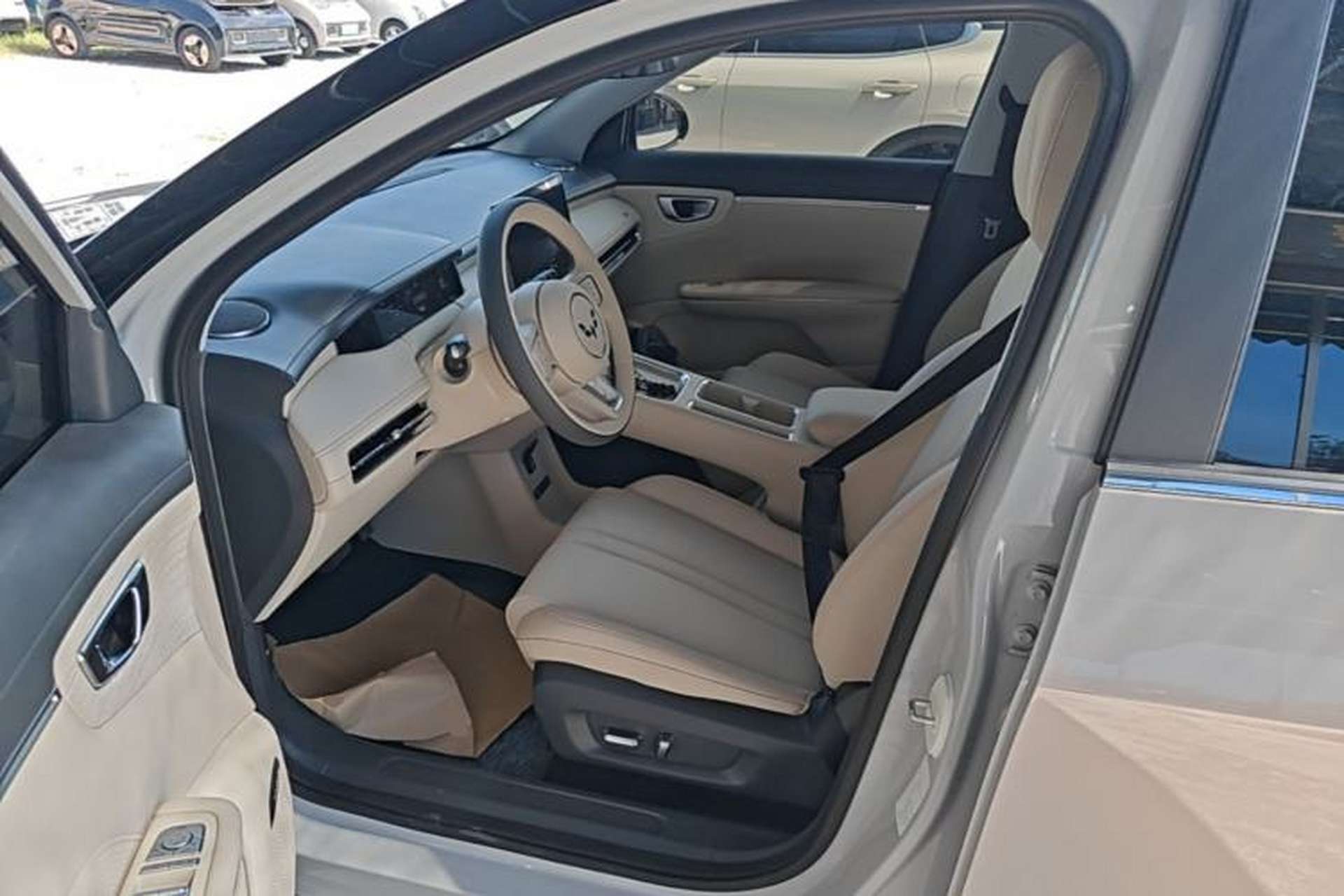 Used Wuling Bingo S 2025 Model 430km Flagship Edition Left Front Seat