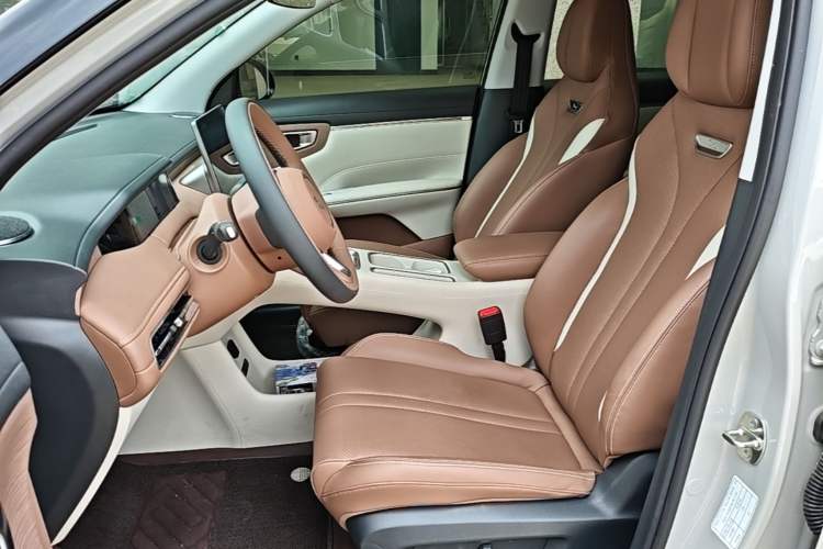 Used Wuling Bingo S 2025 Model 430km Flagship Edition Left Front Seat